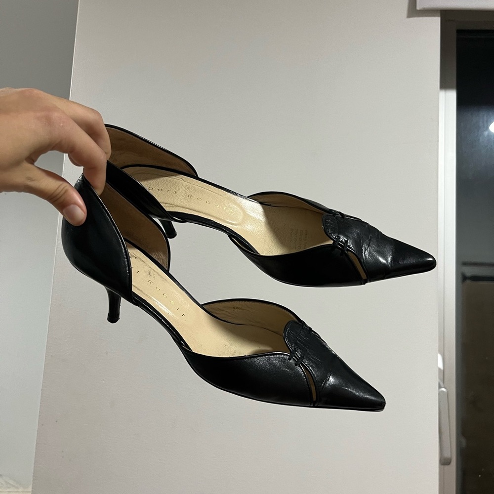 90s Black Leather Kitten Heels Size 39.5